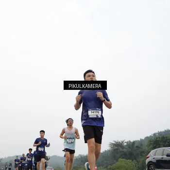 Runner Photo 7413447