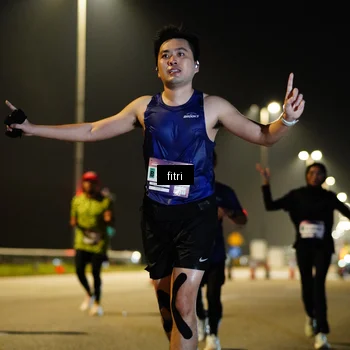 Runner Photo 7413450