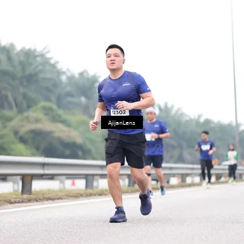Runner Photo 7413459