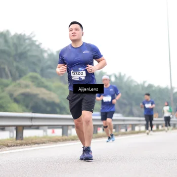 Runner Photo 7413462