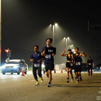 Runner Photo 7413476