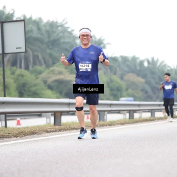 Runner Photo 7413477
