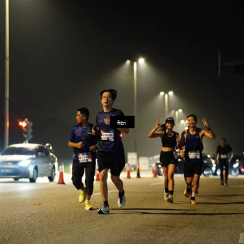 Runner Photo 7413484