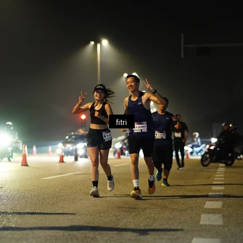 Runner Photo 7413494