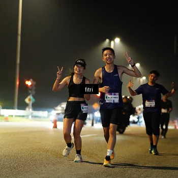 Runner Photo 7413510