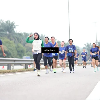Runner Photo 7413537