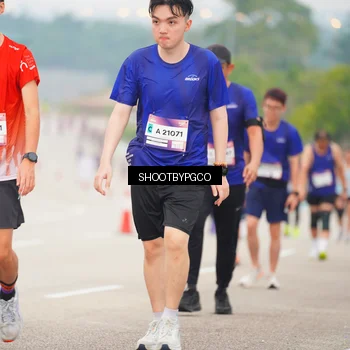 Runner Photo 7413541