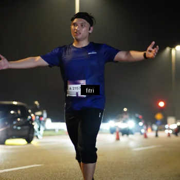 Runner Photo 7413542