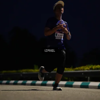 Runner Photo 7413565
