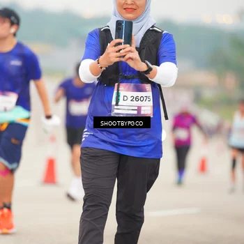 Runner Photo 7413573