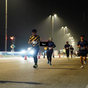 Runner Photo 7413577