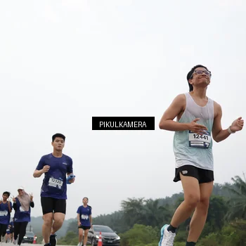 Runner Photo 7413585