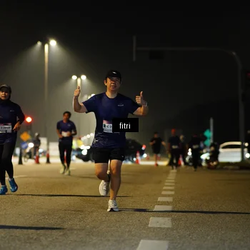 Runner Photo 7413597