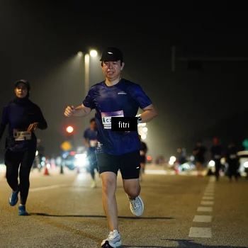 Runner Photo 7413607