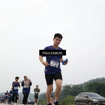 Runner Photo 7413608