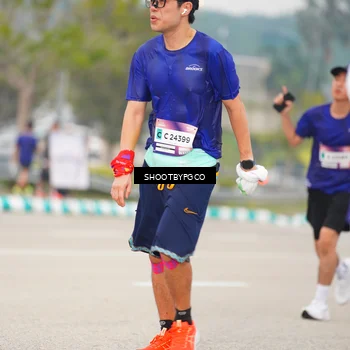 Runner Photo 7413625
