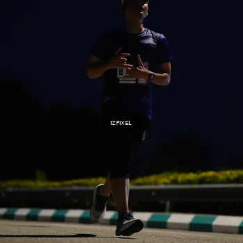 Runner Photo 7413632
