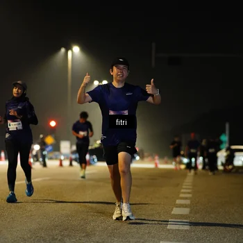 Runner Photo 7413633