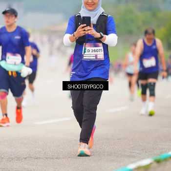 Runner Photo 7413642
