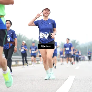 Runner Photo 7413658