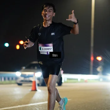 Runner Photo 7413702