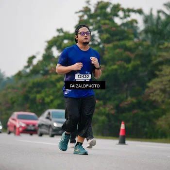 Runner Photo 7413722