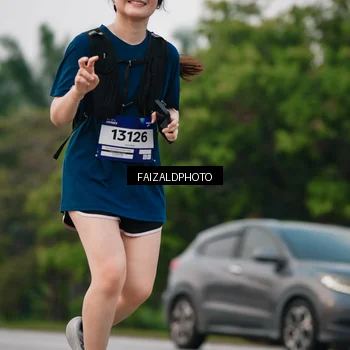 Runner Photo 7413735