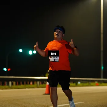 Runner Photo 7413738