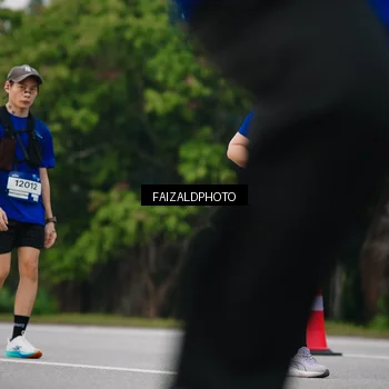 Runner Photo 7413741