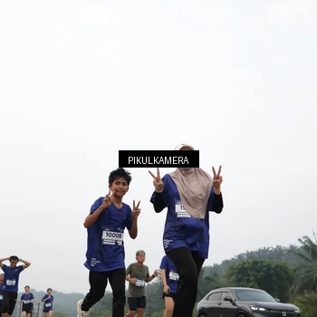 Runner Photo 7413743