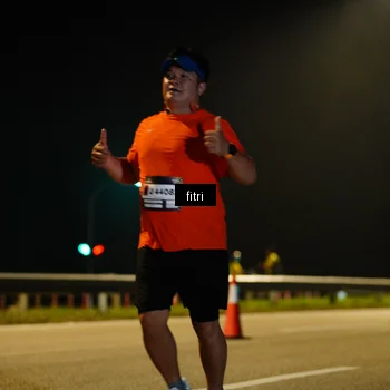 Runner Photo 7413751