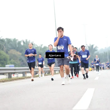 Runner Photo 7413756