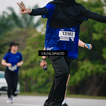 Runner Photo 7413763