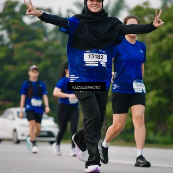 Runner Photo 7413771