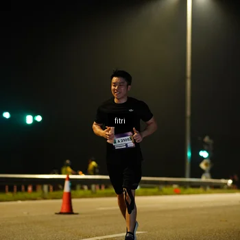 Runner Photo 7413773