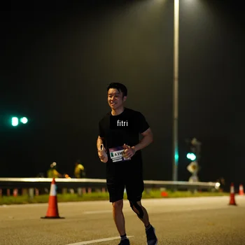 Runner Photo 7413775
