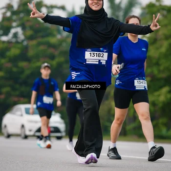 Runner Photo 7413777