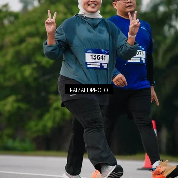 Runner Photo 7413780