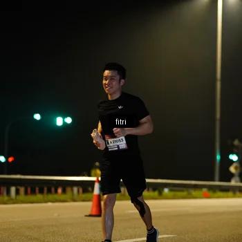 Runner Photo 7413786