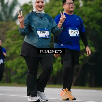 Runner Photo 7413787