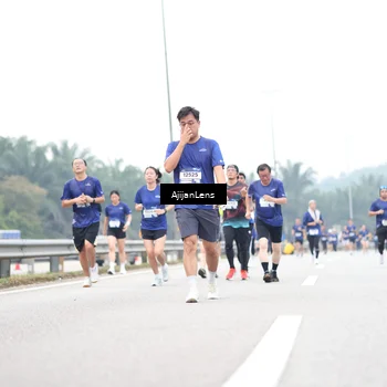 Runner Photo 7413789