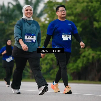 Runner Photo 7413805
