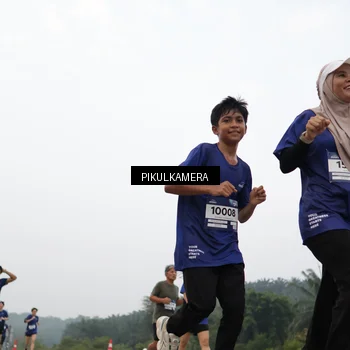 Runner Photo 7413806