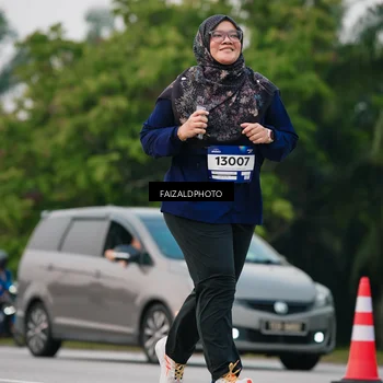Runner Photo 7413818