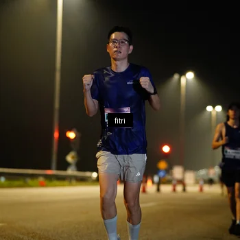 Runner Photo 7413828