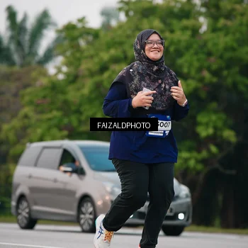 Runner Photo 7413830