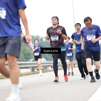 Runner Photo 7413833