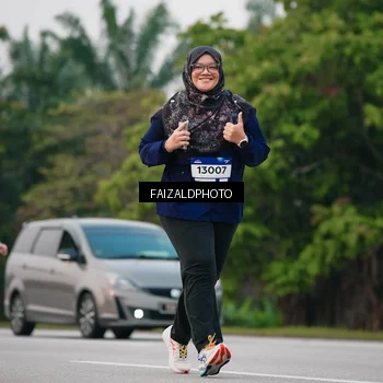 Runner Photo 7413836