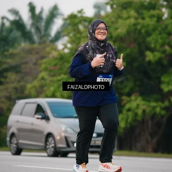 Runner Photo 7413845