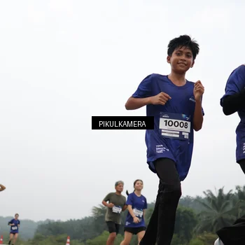 Runner Photo 7413867